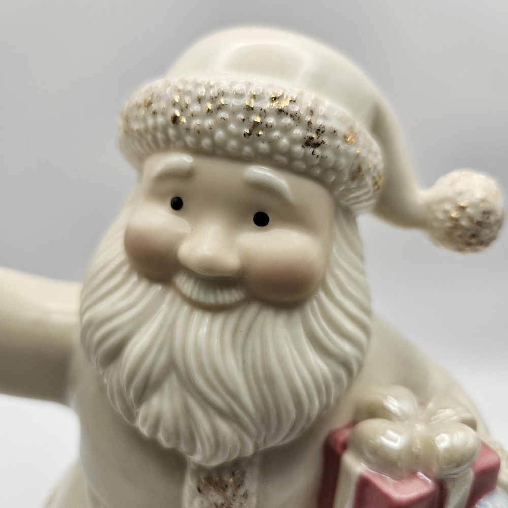 Lenox Santa Claus Porcelain Figurine Hand Painted White Coat Holly & Gift No box - Picture 2 of 9